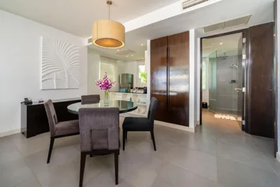 Karon Beachfront Apartment 724 – Photos 13